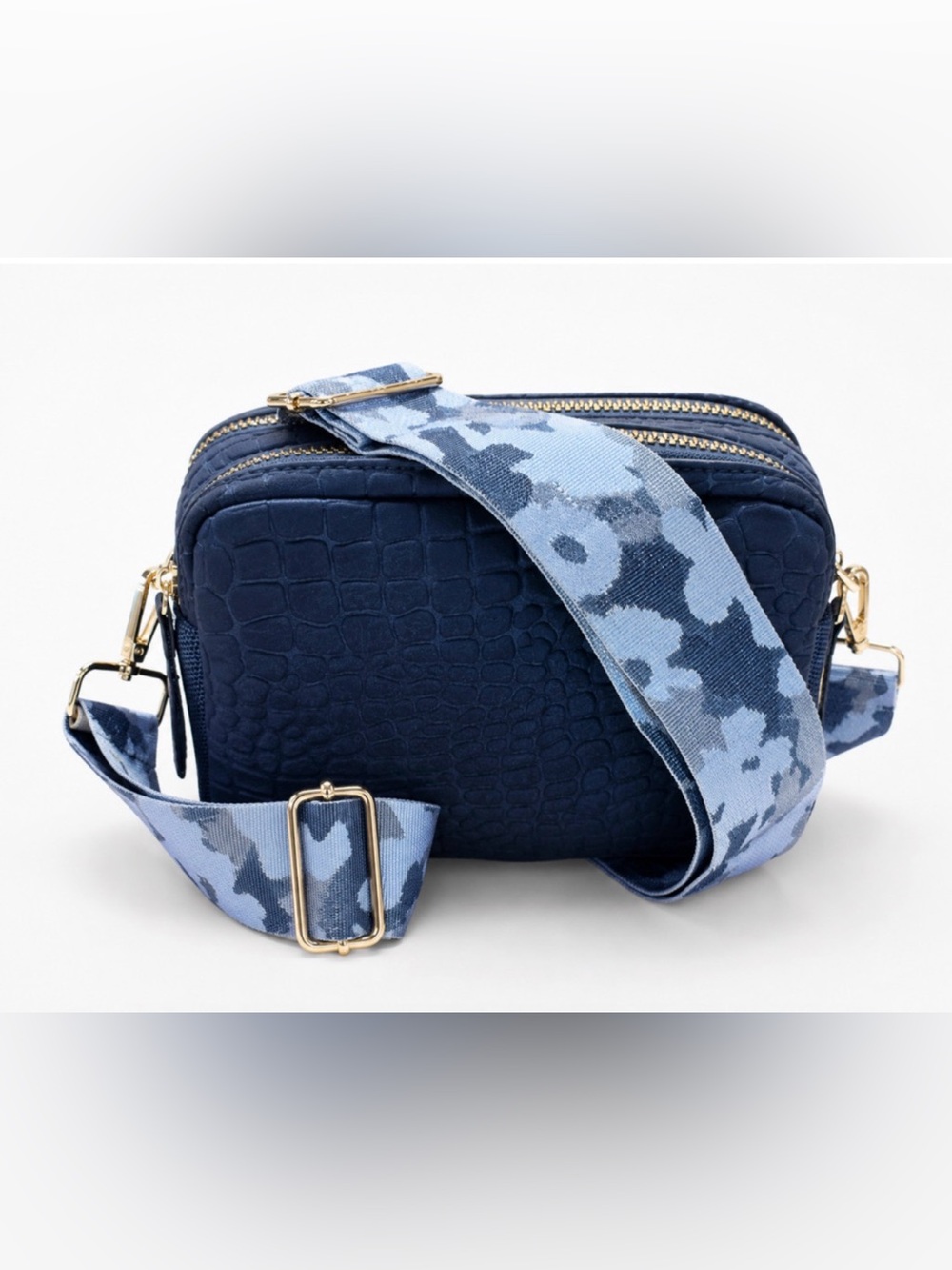NEW STELLA & DOT BLUE CRUSH IT CAMERA CROSSBODY BAG CAMO ADJUSTABLE WIDE STRAP